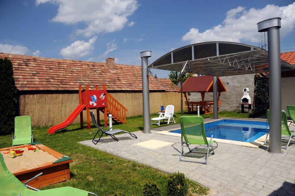 Arany Szolo Wellness Apartmanhaz Hévíz Rom bilde